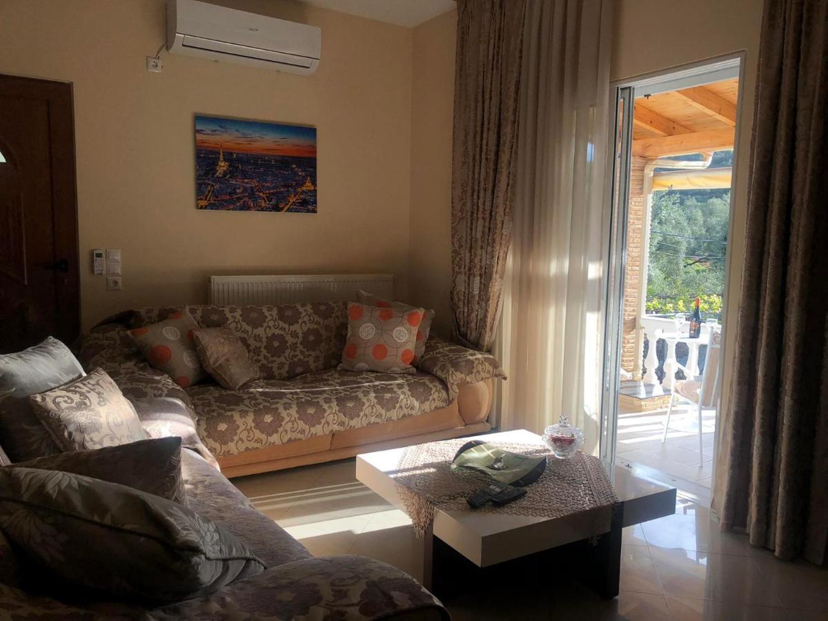 Milos Apartments هيماري المظهر الخارجي الصورة